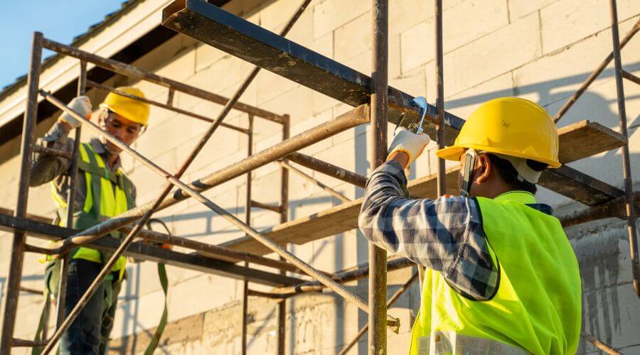 Expert Emergency Roof Repairs services in Bay City, MI